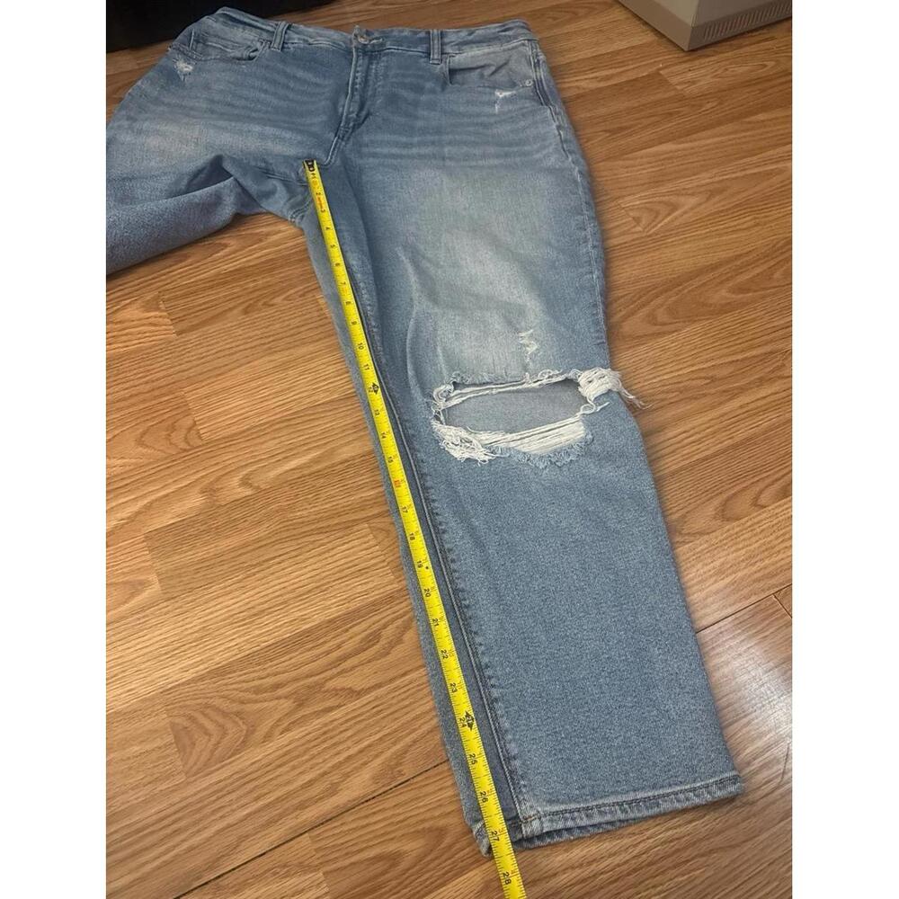American Eagle Outfitters Light Blue Straight Leg Ripped Jeans - Picture 6 of 9